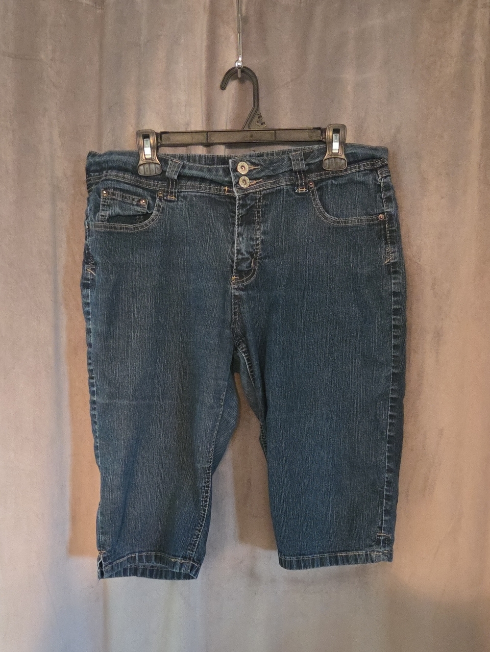 Angels 12p Dark Blue Denim Capris Shorts